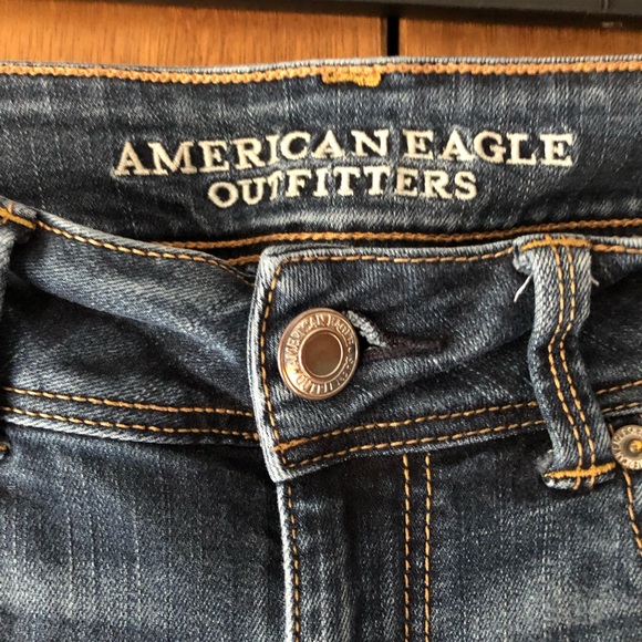 American Eagle size 6 kick boot jeans - Picture 2 of 3